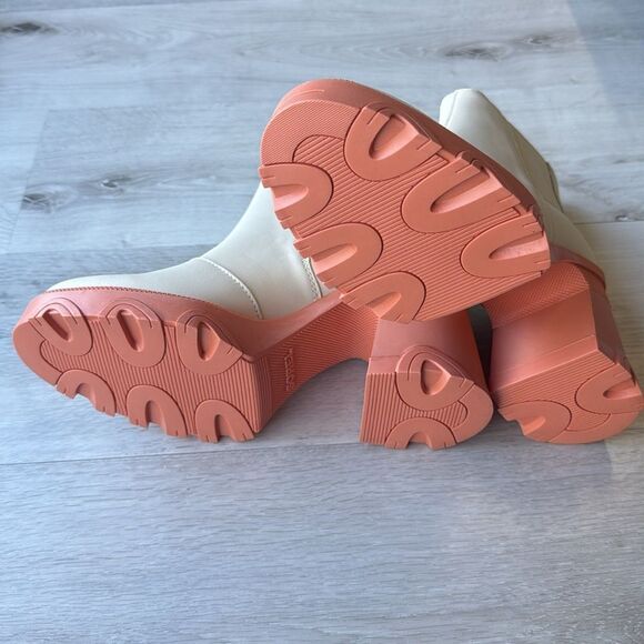 SOREL Brex Heel Chelsea Womens Booties cream size 8.5 NWT in box - Picture 8 of 10